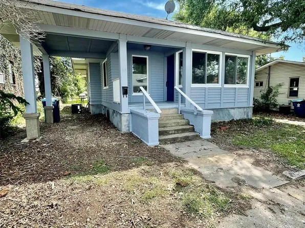 66 E Penning Ave, Wood River, IL 62095