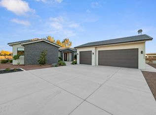 1023 W Calloway Cir, St George, UT 84790