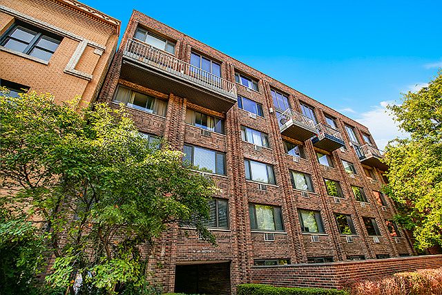 1st image of 644 W Arlington Pl APT 1H