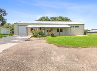 7011 Cameron St, Scott, LA 70529