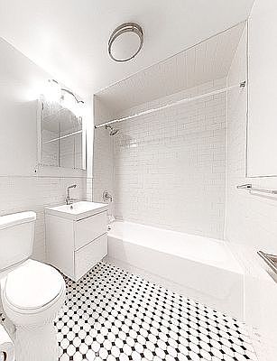 5th image of 59 Bogart St #210