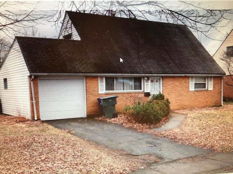 2nd image of 1579 Basil Dr