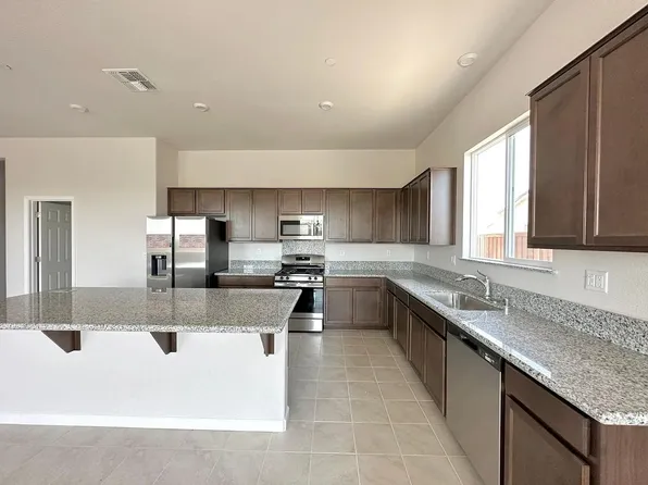 2028 Smith Dr, Woodland, CA 95776