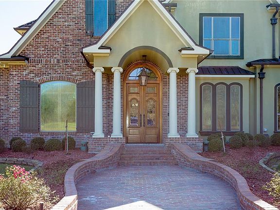 4th image of 2603 River Oaks Dr