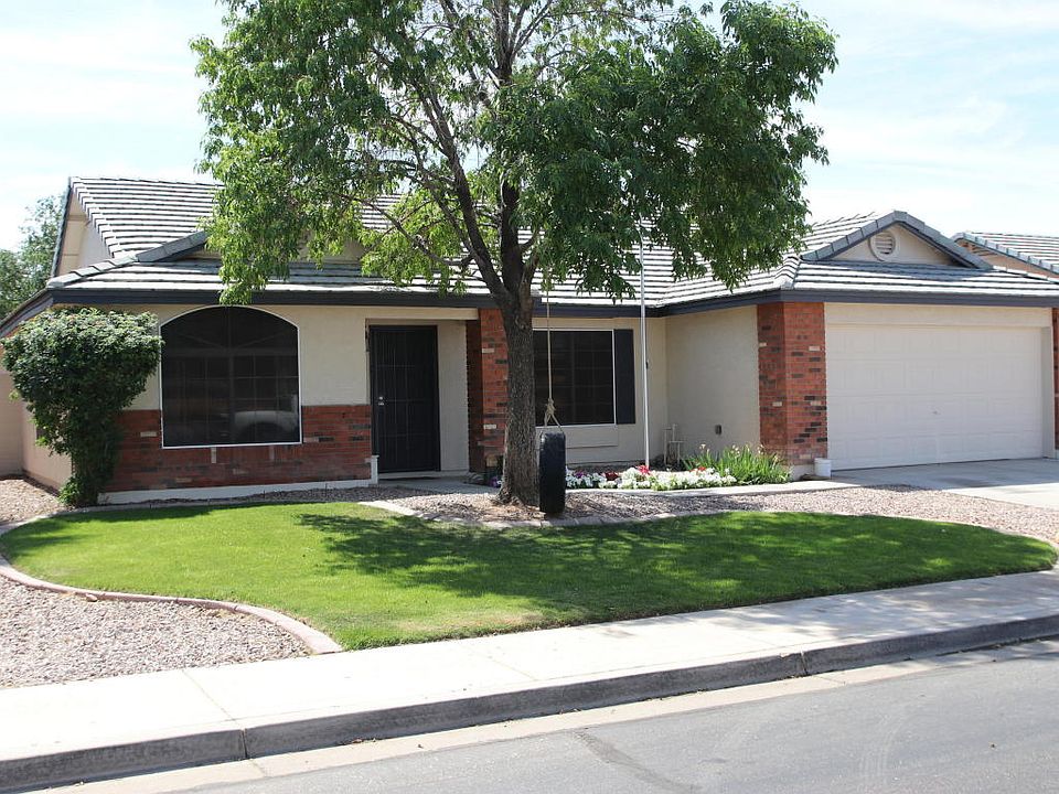 1st image of 10431 E Carmel Ave