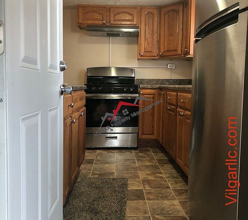 1st image of 410 Lincolnway APT 6