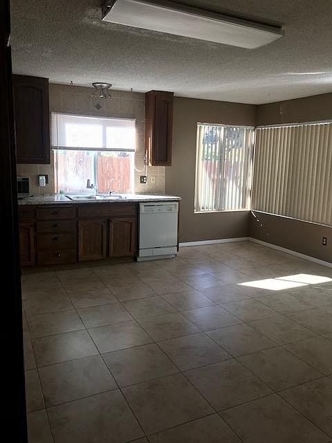 Kitchen with dinning area