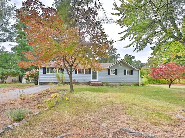55 Phillips Ln, Wrentham, MA 02093