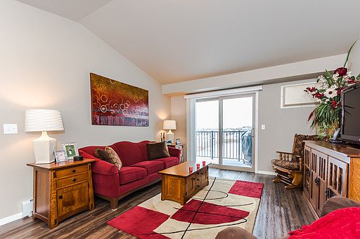 1st image of 4340 Pioneer Dr APT 113