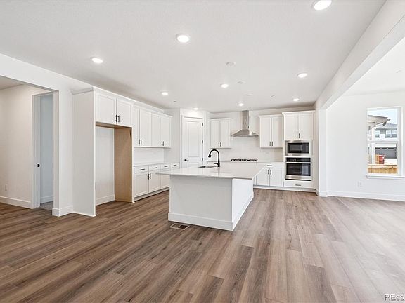 5th image of 1131 Joseph Place