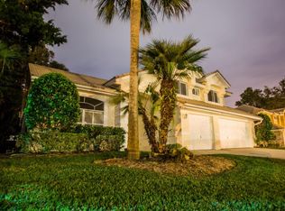 4 N Ravensfield Ln, Ormond Beach, FL 32174