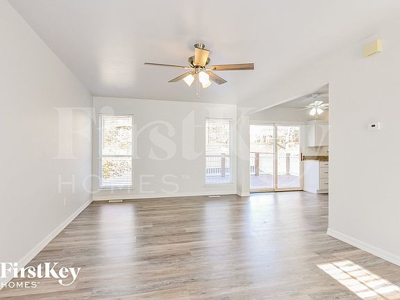 5th image of 209 Royallsprings Pkwy