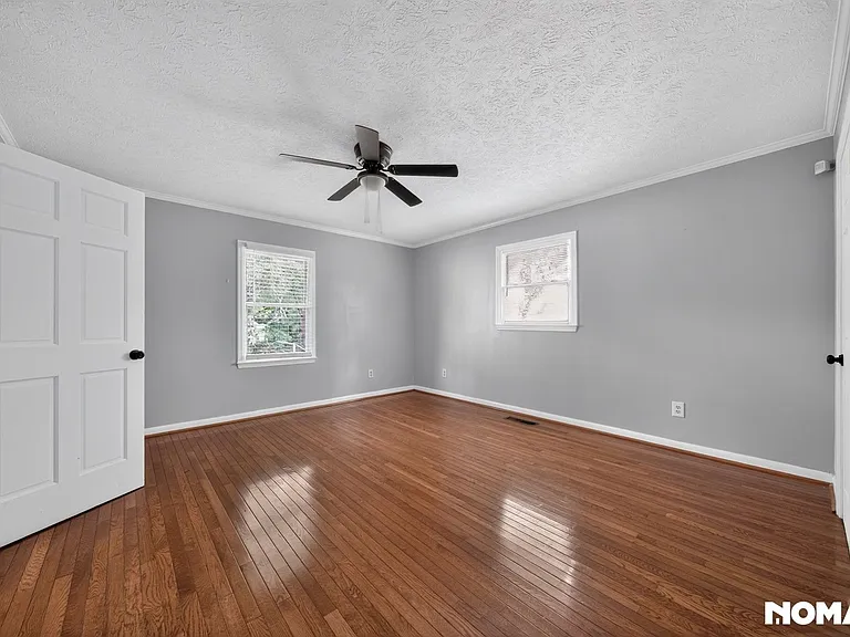 2205 Willard St — Photo 3