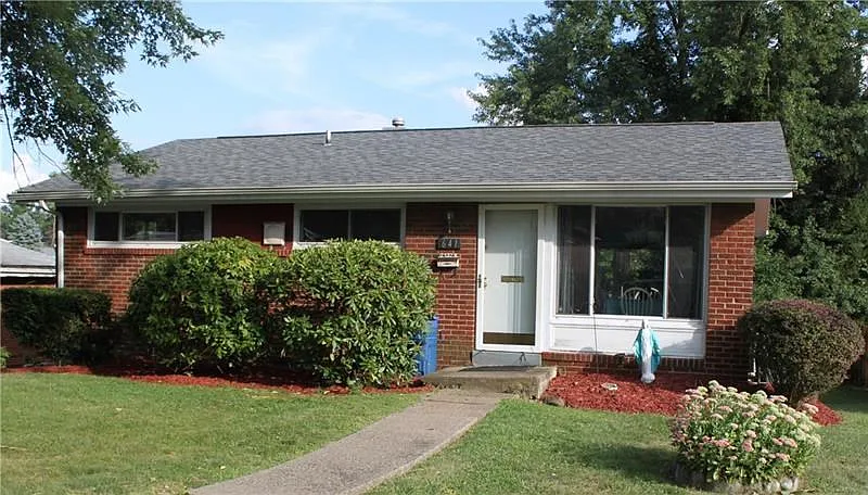 641 Garden City Dr photo 1