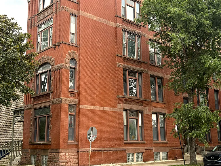 1437 W Ohio St #4 — Photo 16