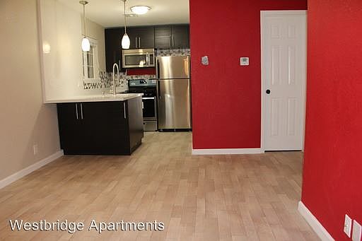 1st image of 109 E Quincy St APT 21