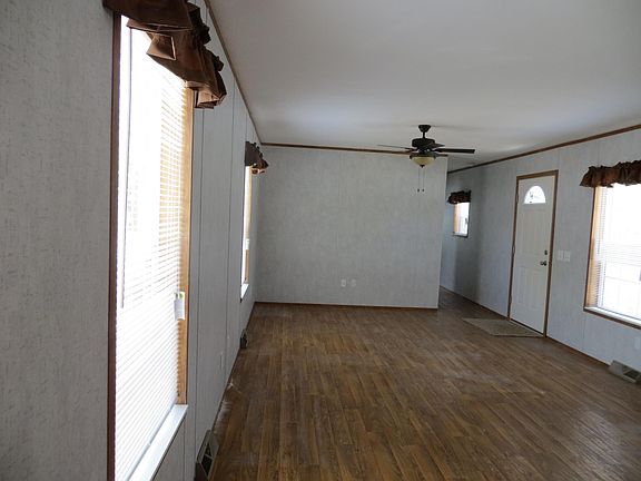 4th image of 234 Halfmoon Cir