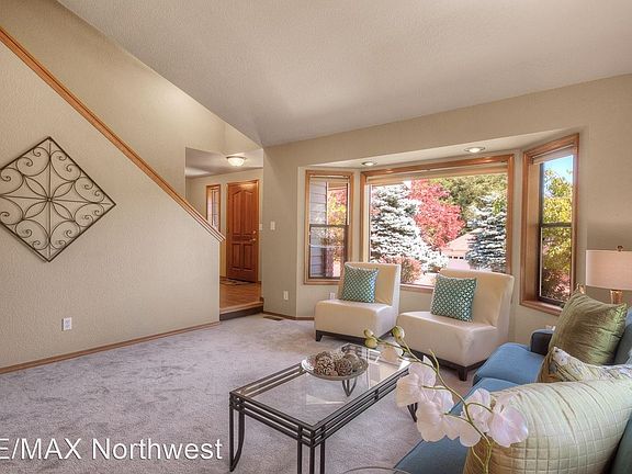 3rd image of 1715 Easthill Pl NW