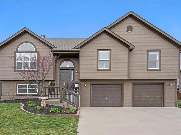 10819 N Oakland Ave, Kansas City, MO 64157