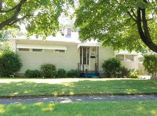 924 Sussex Dr, South Bend, IN