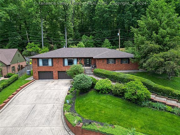 2nd image of 95 Copper Glen Dr