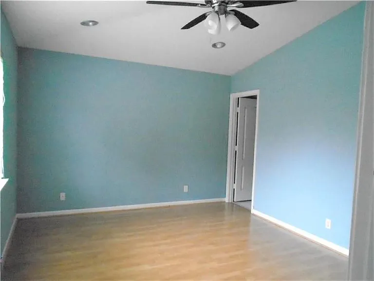 11290 SW 20th St — Photo 5