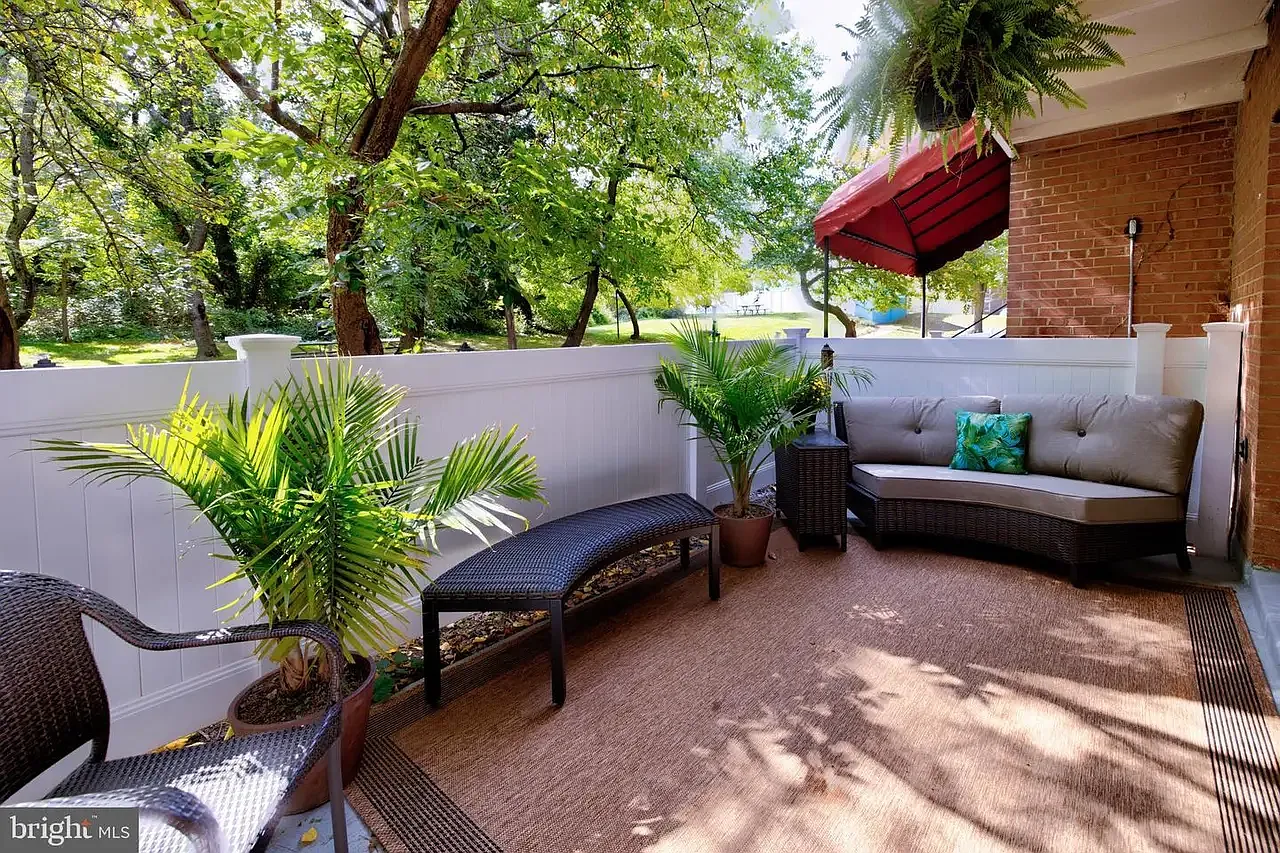 1 bed, 695 sqft, $2,000 — Photo 3