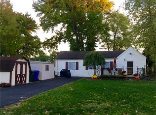 21 Willry St, Woodbridge, NJ 07095