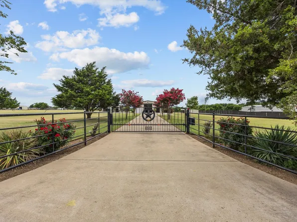 4502 Skinner Rd, Waxahachie, TX 76065