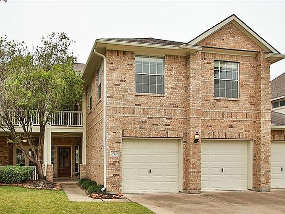 Home features 4/5 bedrooms, 3.5 bath and 3 car garage. Formal living and dining. Island kitchen w/granite counters. Huge upstairs game room. Located on greenbelt with no backyard neighbors! Great location!