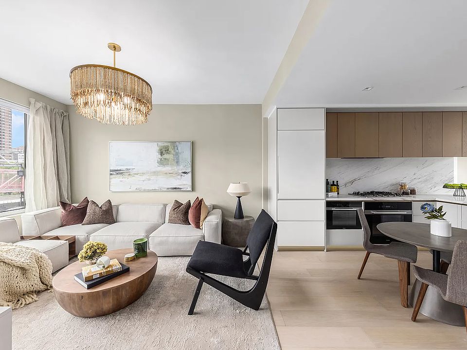 1st image of 208 Delancey St #3J