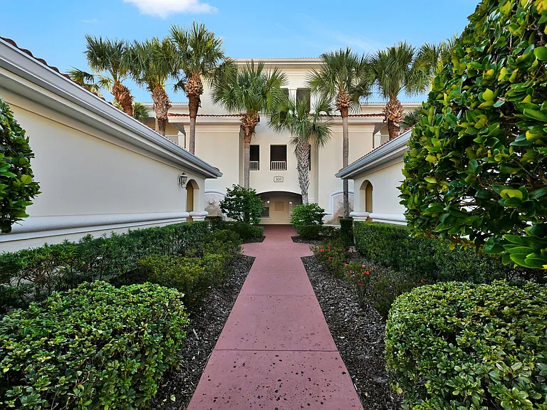 305 S Ocean Grande Dr #304 — Photo 4