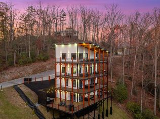 611 Ivy Rd, Gatlinburg, TN 37738