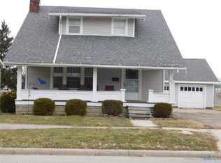435 E Chestnut St, Wauseon, OH 43567