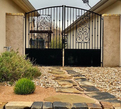 3rd image of 2138 Valleyview Dr