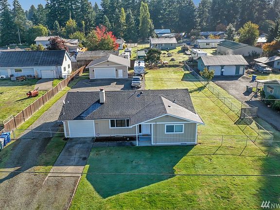 4th image of 22811 40th Ave E