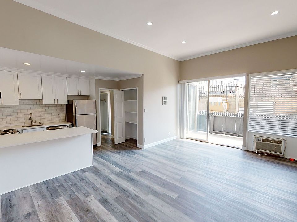 1st image of 1840 Winona Blvd #105