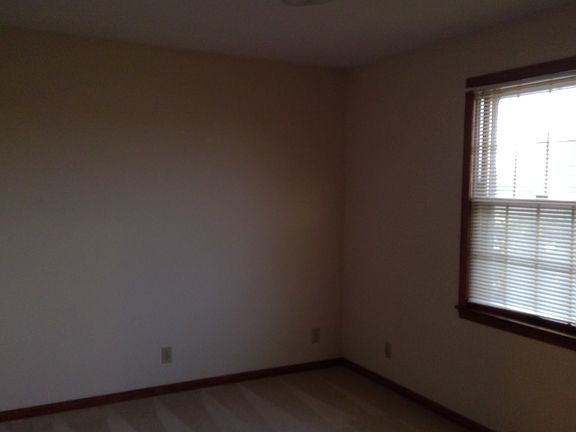 5th image of 4518-4520 E Milwaukee St