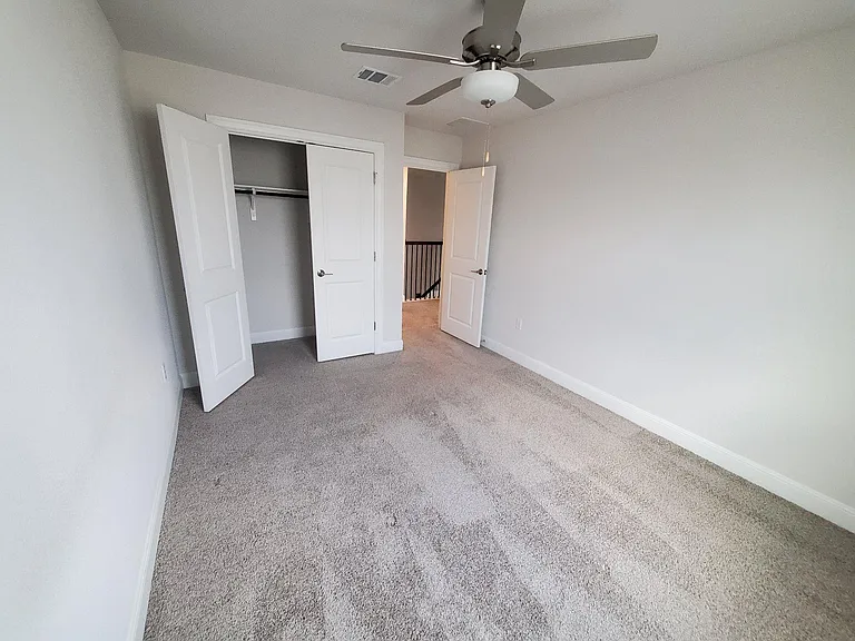 15610 Ellinger Dr — Photo 19