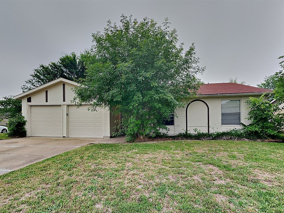 1st image of 7220 Edinburg Dr