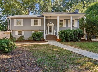 5412 Farley Dr, Raleigh, NC 27609