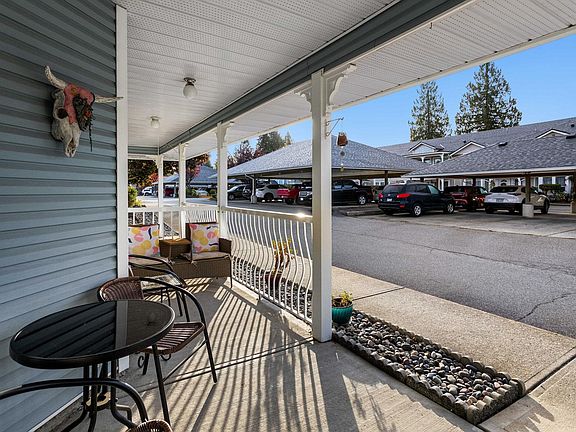3rd image of 20554 118th Ave #44