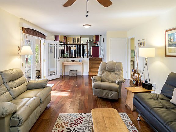 5th image of 4944 Kiowa Dr