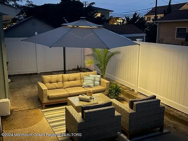 308 Harding Ave #WKLY SUMMER RENTAL — Photo 23