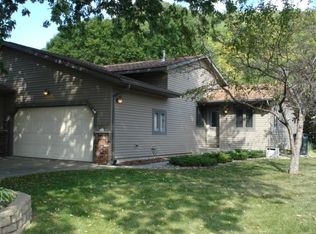 4417 Juniper St, La Crosse, WI 54601