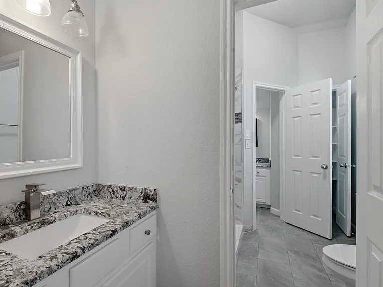 9309 Stonewood Dr — Photo 29