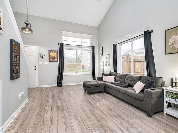4th image of 6592 Dunsdin Dr