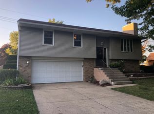 139 Cleveland Cir, Granville, IL 61326