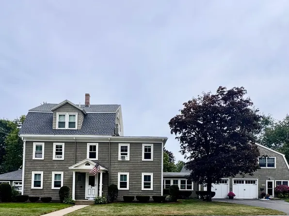 329 Summer St #1, Manchester, MA 01944