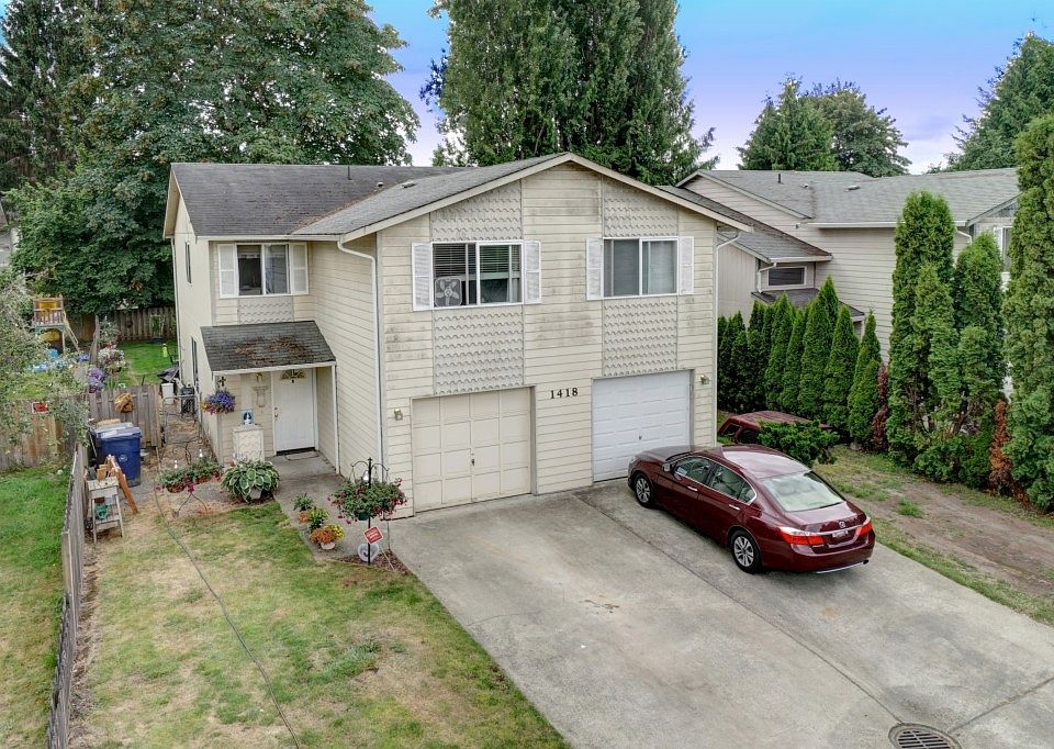 2nd image of 1418 29th St SE
